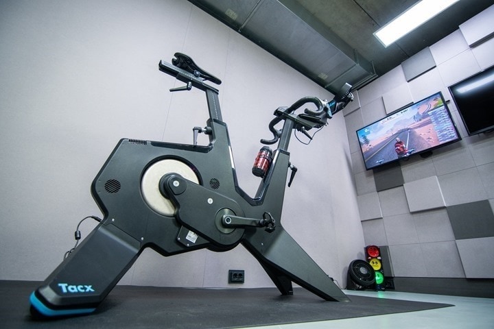 TacxNEOBike